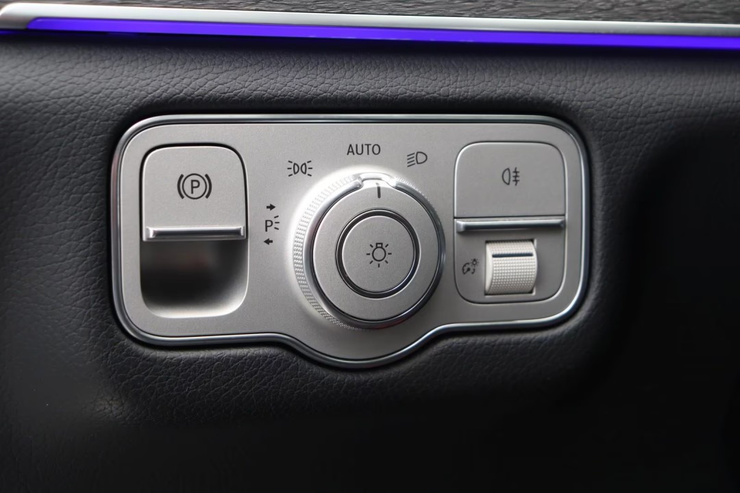 Mercedes-Benz GLE 400d 4MATIC AMG - foto 19