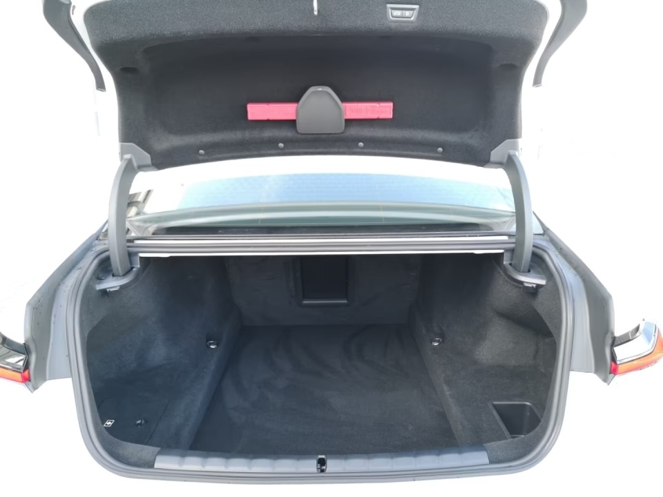 BMW Seria 7 740d xDrive M-Sport - foto 23