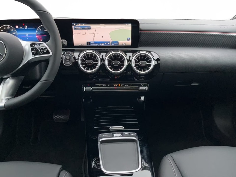 Mercedes-Benz CLA 200d - foto 13