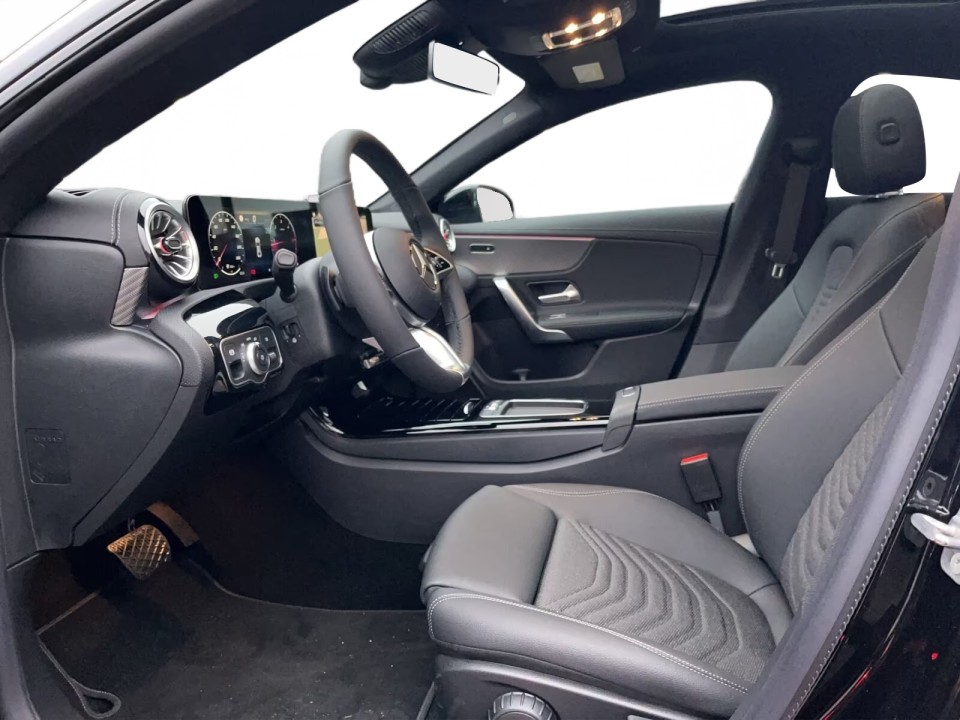 Mercedes-Benz CLA 200d - foto 9