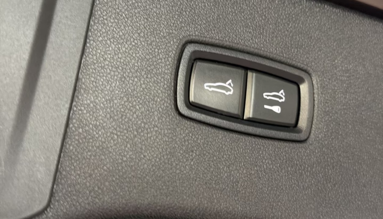 Porsche Cayenne E-Hybrid - foto 31