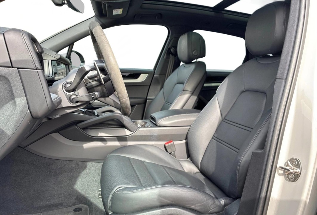 Porsche Cayenne E-Hybrid - foto 8