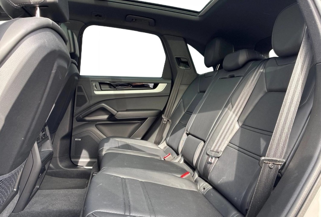 Porsche Cayenne E-Hybrid - foto 16