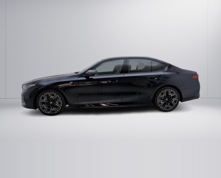 BMW Seria 5 520d xDrive (5)