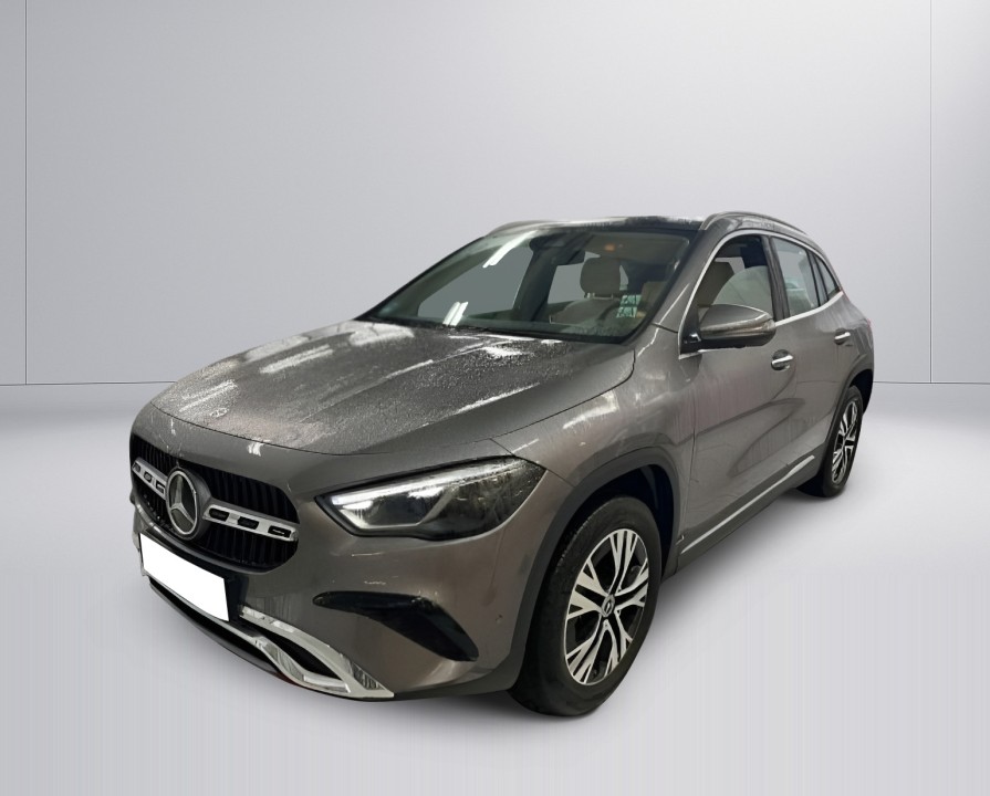 Mercedes-Benz GLA 250e (4)