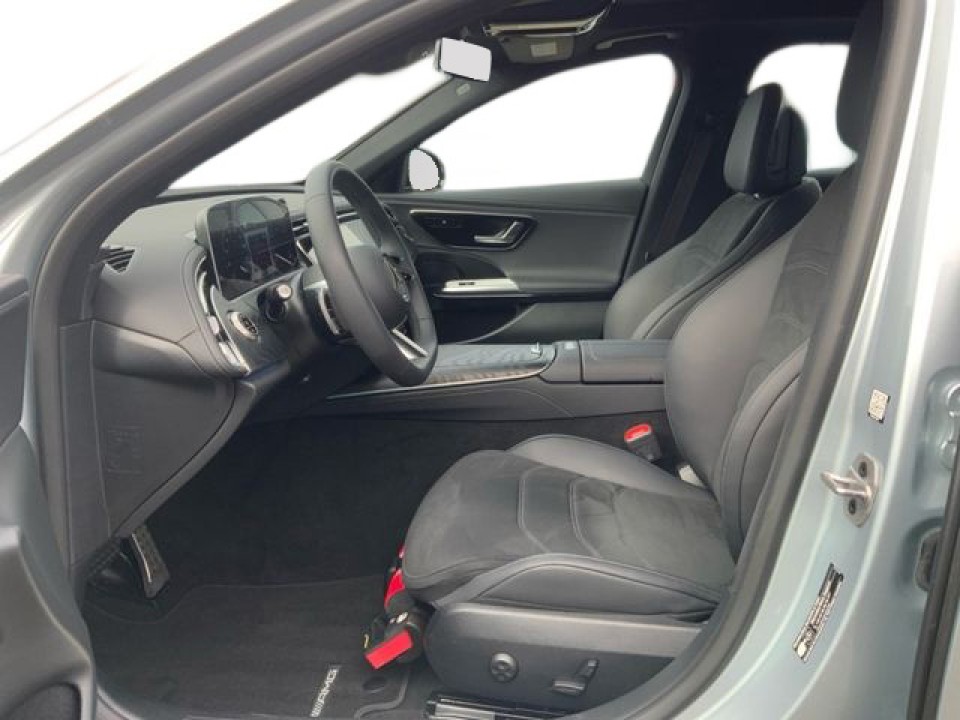 Mercedes-Benz E 200 4MATIC AMG - foto 14