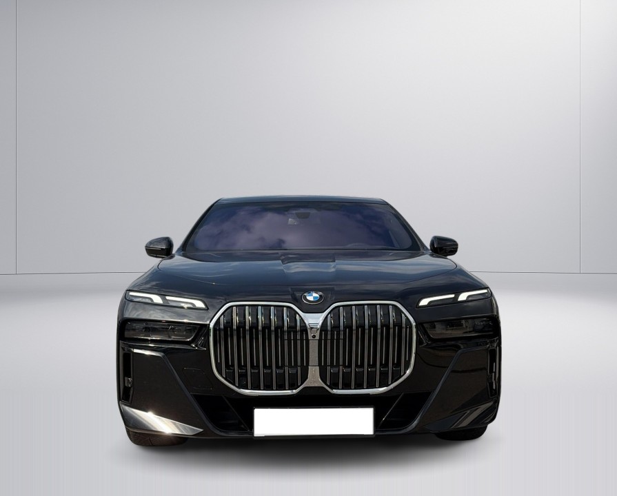 BMW Seria 7 740d xDrive M-Sport - foto 7