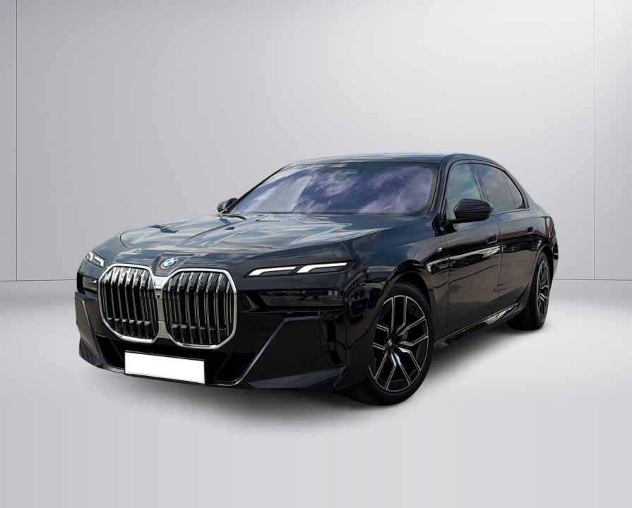BMW Seria 7 740d xDrive M-Sport - foto 6