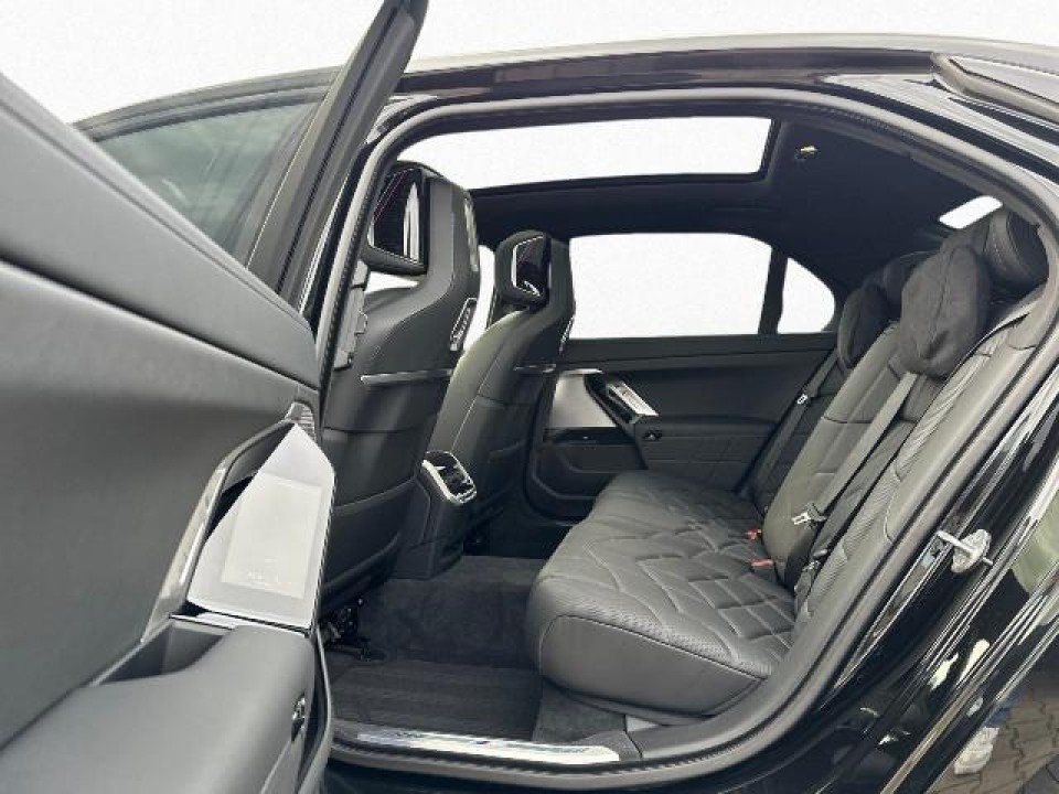 BMW Seria 7 740d xDrive (4)