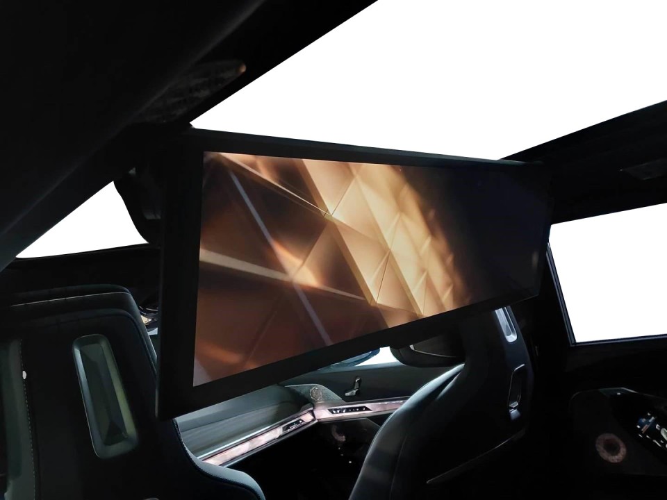 BMW Seria 7 740d xDrive M-Sport - foto 9