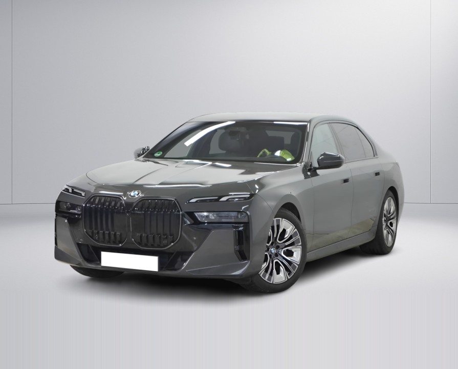 BMW Seria 7 740d xDrive M-Sport (4)