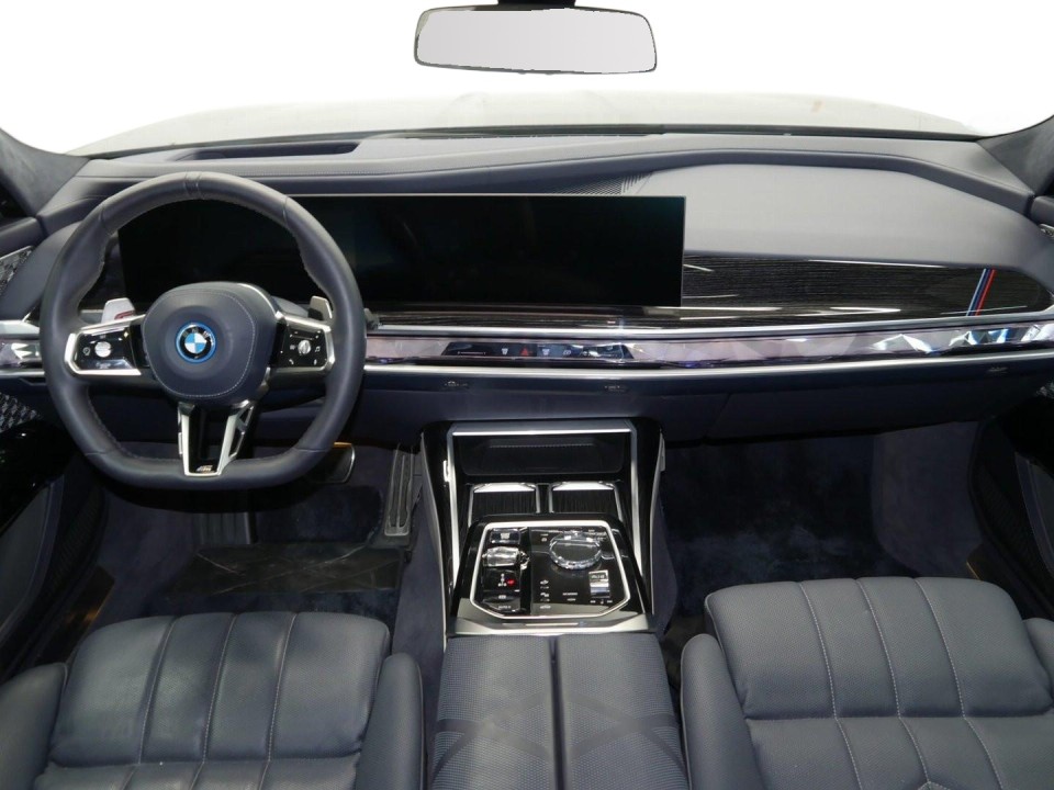 BMW Seria 7 750e xDrive M-Sport - foto 6