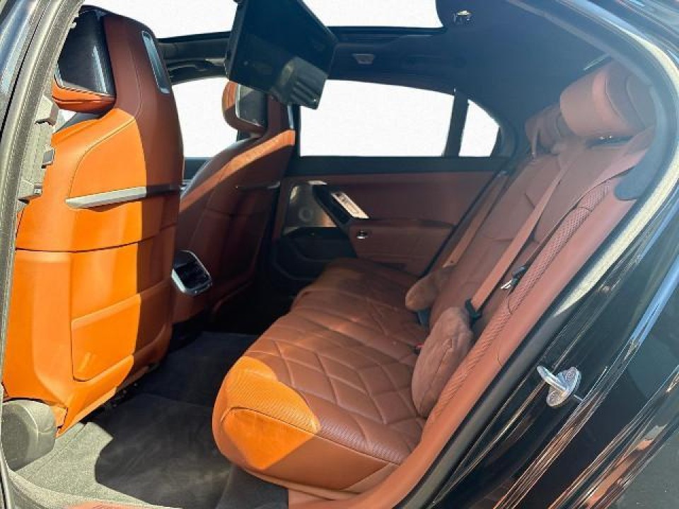 BMW Seria 7 M760e xDrive - foto 6