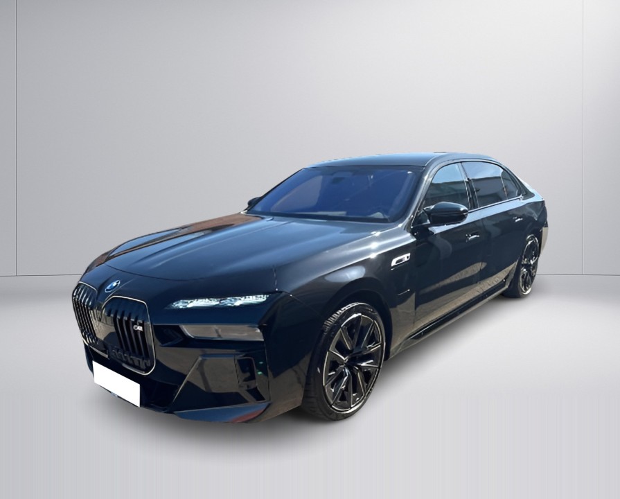 BMW Seria 7 M760e xDrive (4)