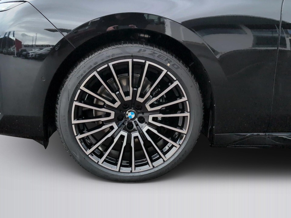 BMW Seria 7 740d xDrive - foto 11