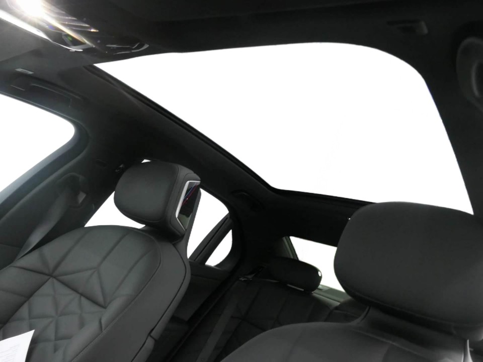 BMW Seria 7 740d xDrive - foto 12