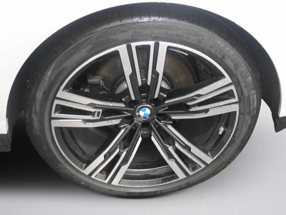 BMW Seria 7 740d xDrive - foto 13