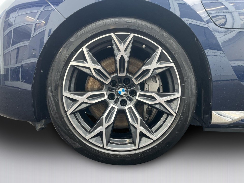 BMW Seria 7 750e xDrive - foto 12