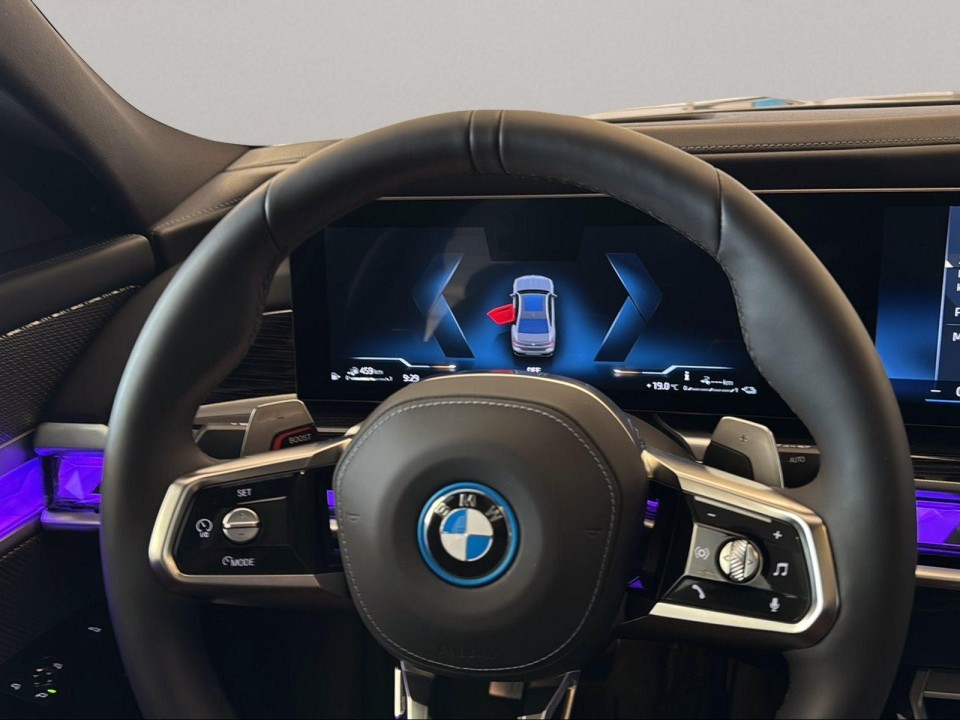 BMW Seria 7 750e xDrive M-Sport - foto 6
