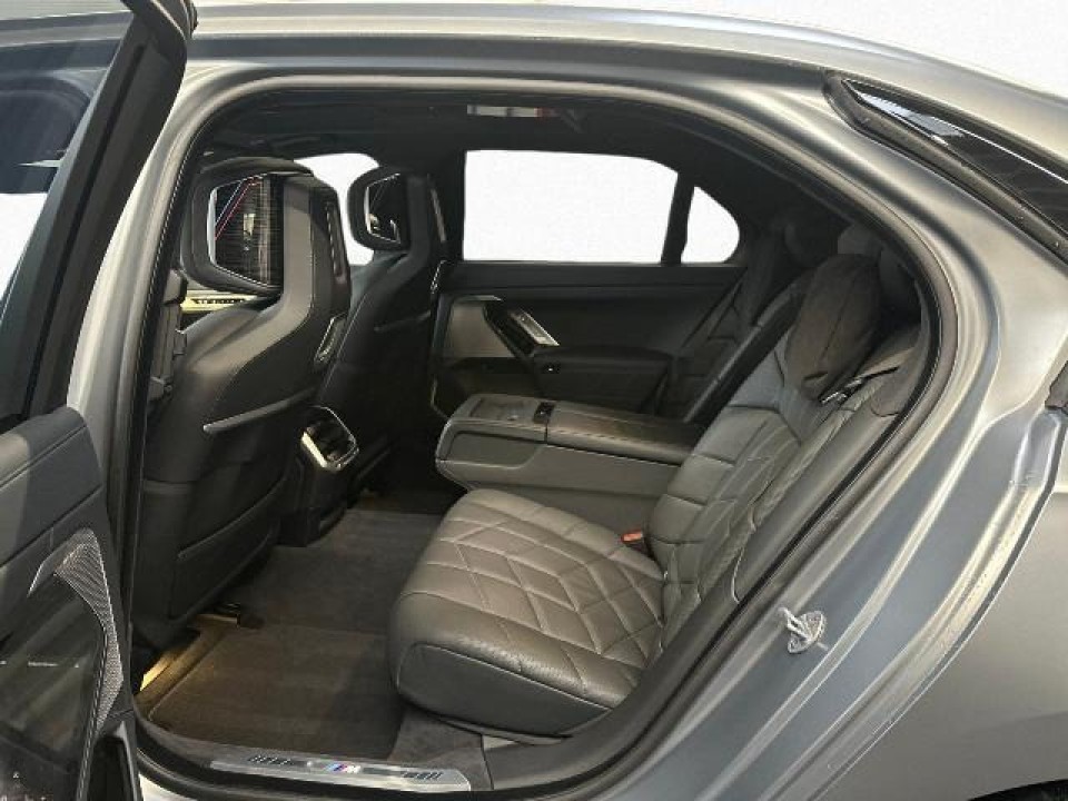 BMW Seria 7 740d xDrive - foto 9