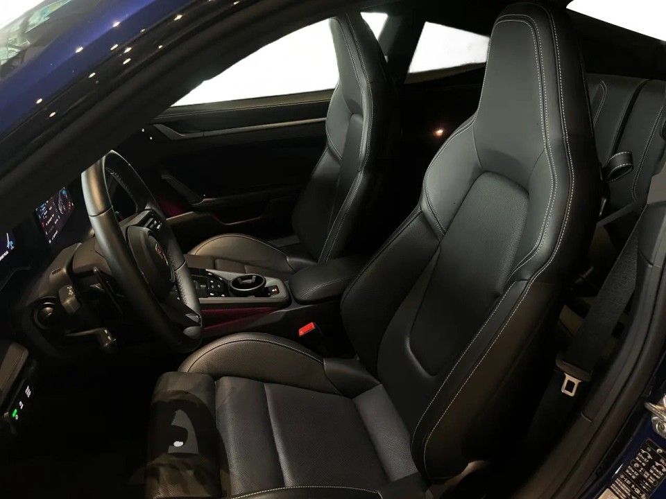 Porsche 911 Carrera - foto 15