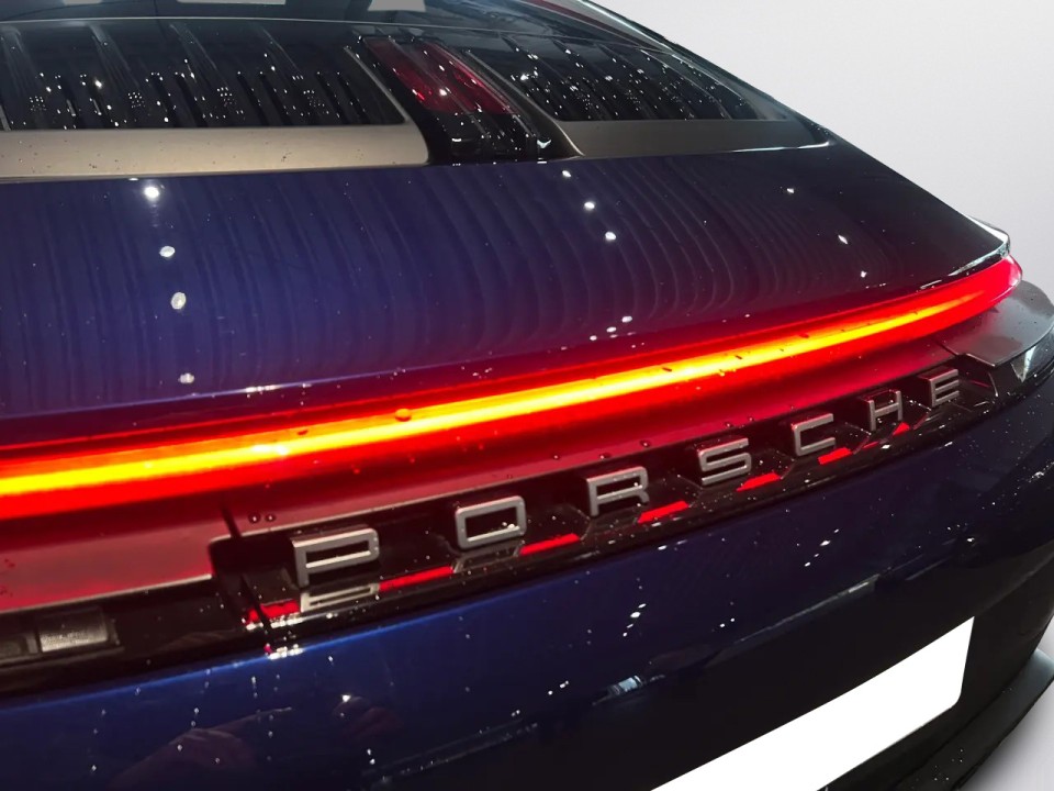 Porsche 911 Carrera - foto 27