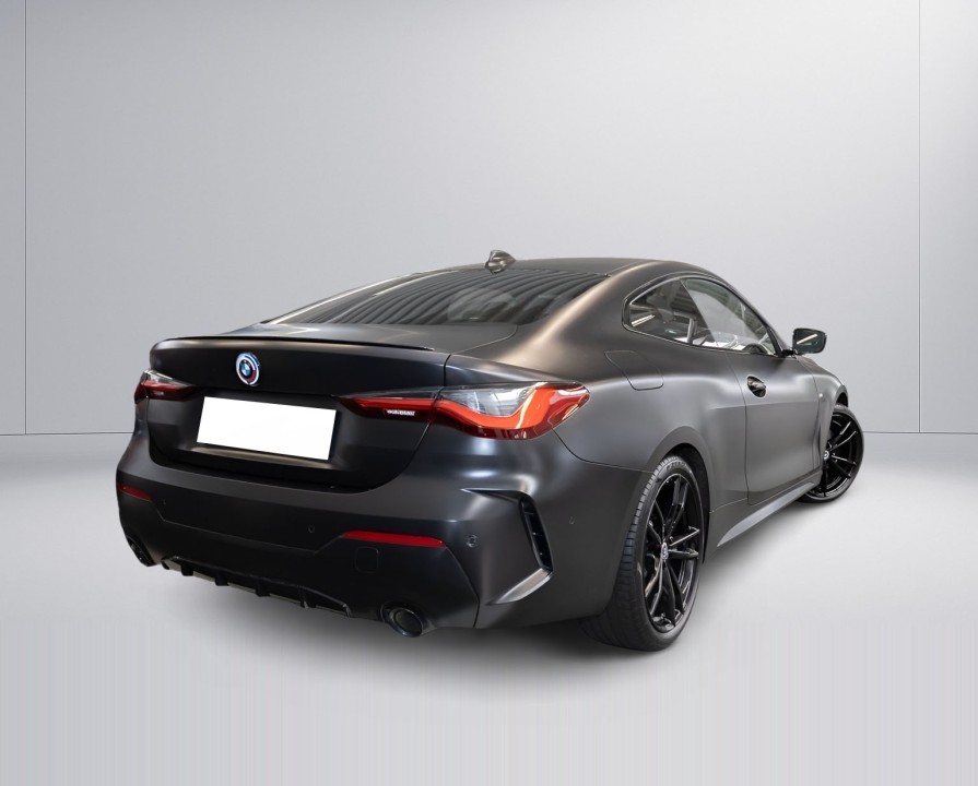 BMW Seria 4 420d Coupé M-Sport (2)