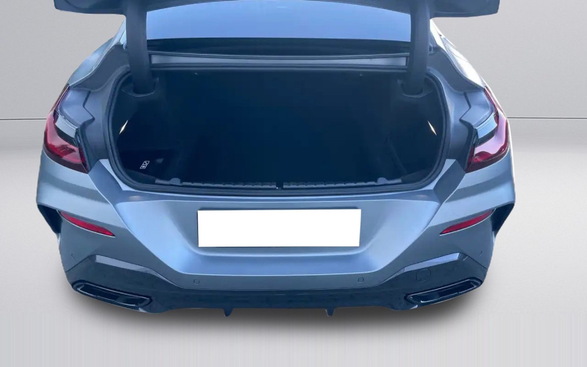 BMW Seria 8 840d xDrive - foto 11