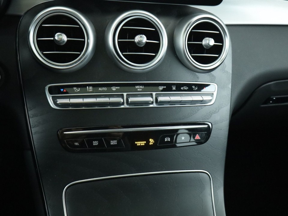 Mercedes-Benz GLC Coupé 300e 4MATIC - foto 10