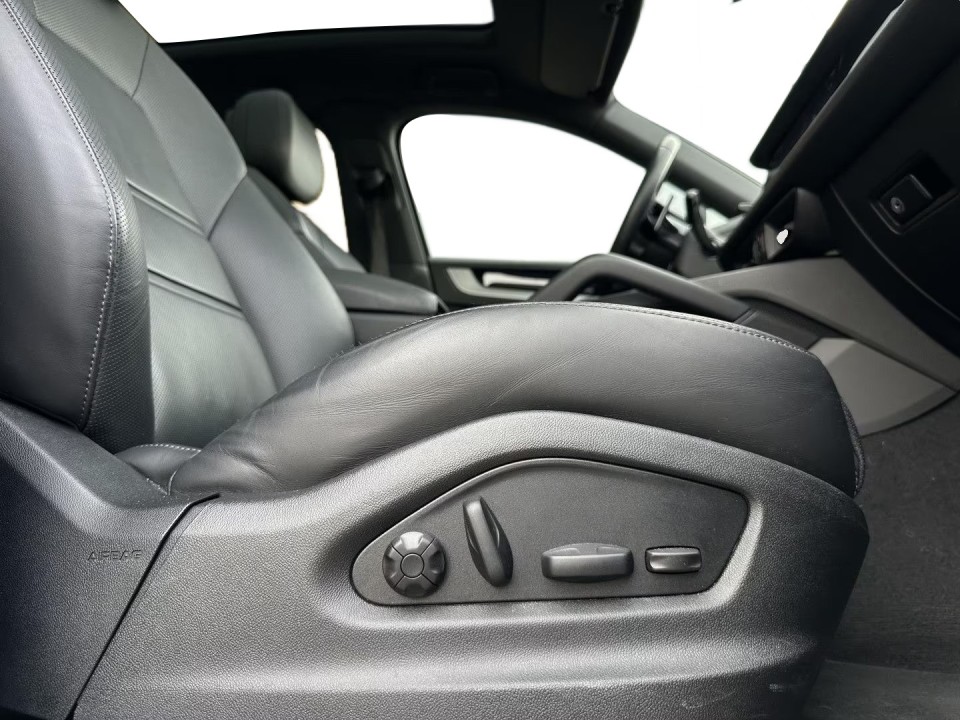 Porsche Cayenne Coupe Porsche Cayenne Coupé E-Hybrid - foto 11