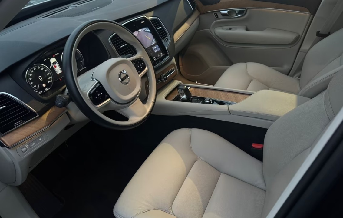 Volvo XC 90 Volvo XC90 T8 Inscription (4)