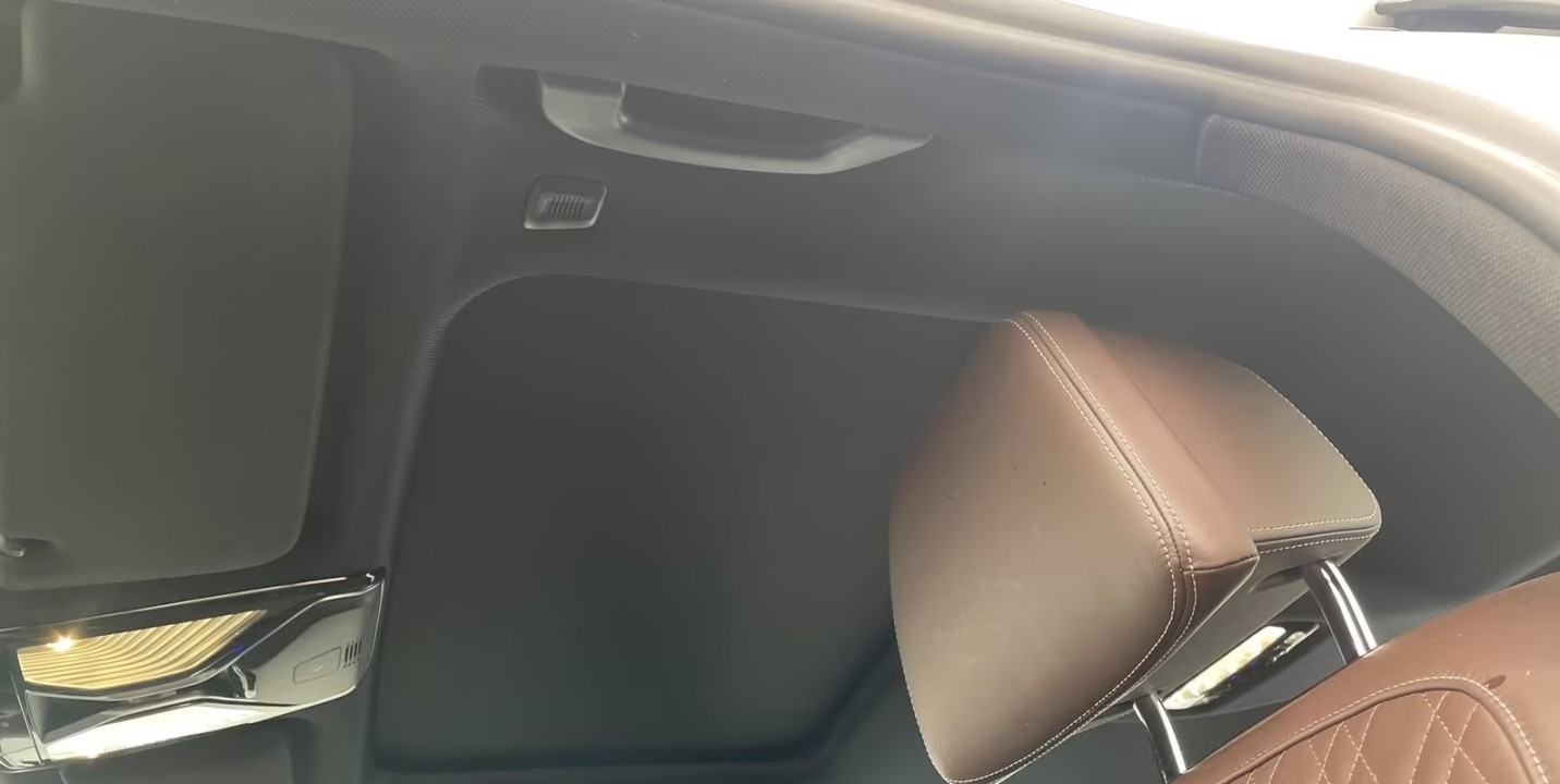 BMW Seria 7 740 xDrive M-Sport - foto 11