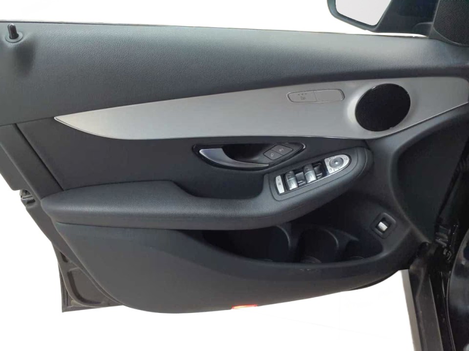 Mercedes-Benz GLC Coupé 220d - foto 11