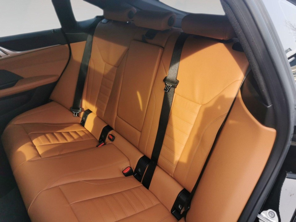 BMW Seria 4 420d xDrive Gran Coupé M-Sport (4)