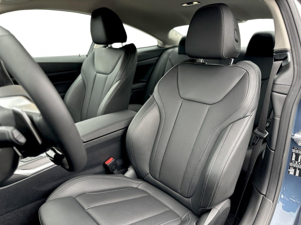 BMW Seria 4 420i Coupé - foto 8