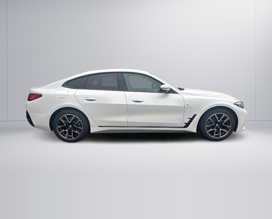 BMW Seria 4 420d Gran Coupe M-Sport (2)