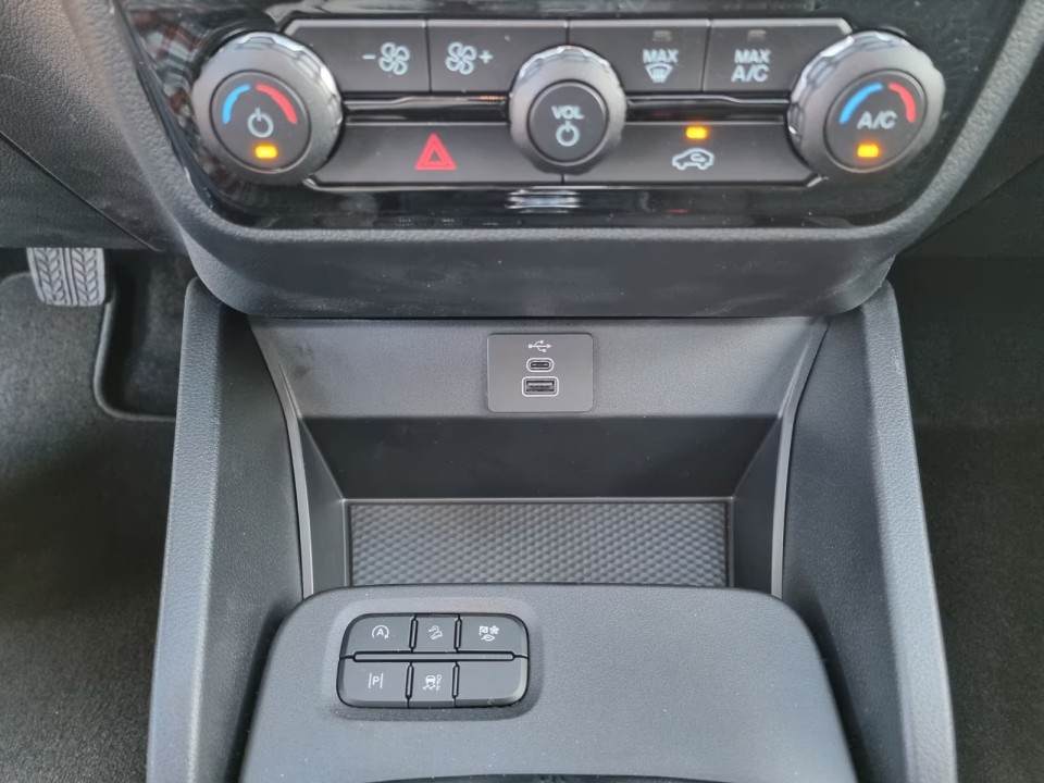 Ford Ranger - foto 17