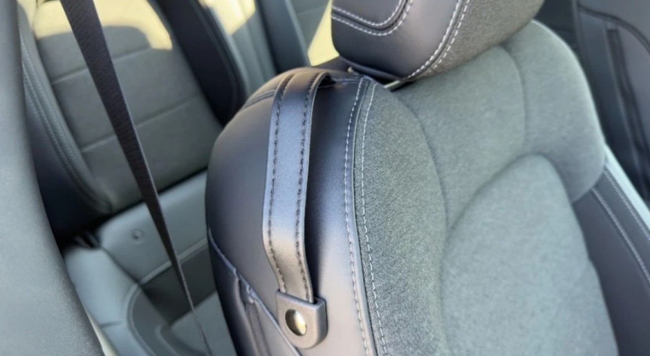 Ford Mustang - foto 7