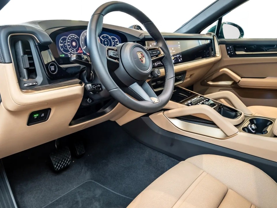 Porsche Cayenne Coupe E-Hybrid Black Edition - foto 9