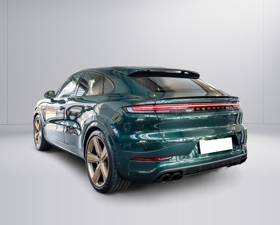 Porsche Cayenne Coupe E-Hybrid Black Edition (3)