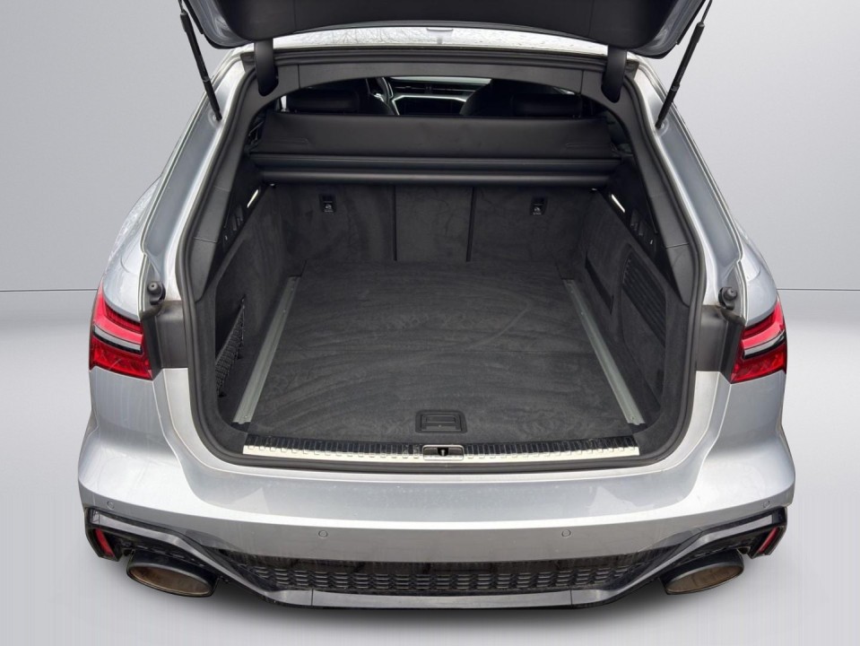 Audi RS6 Avant TFSI Quattro - foto 14