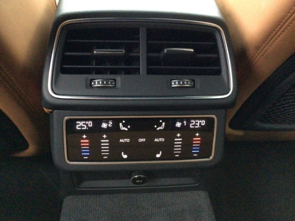 Audi RS6 Avant TFSI Quattro - foto 12