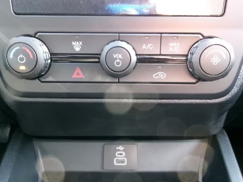 Ford Ranger - foto 16