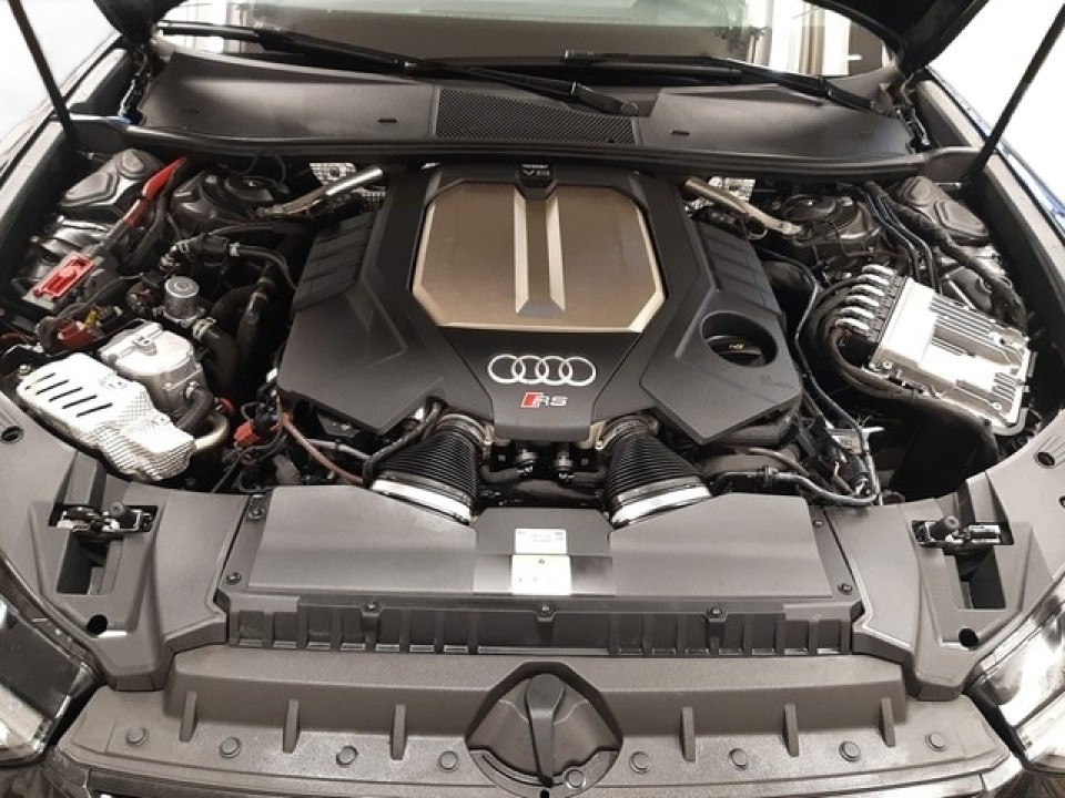 Audi RS6 Avant TFSI Quattro - foto 13