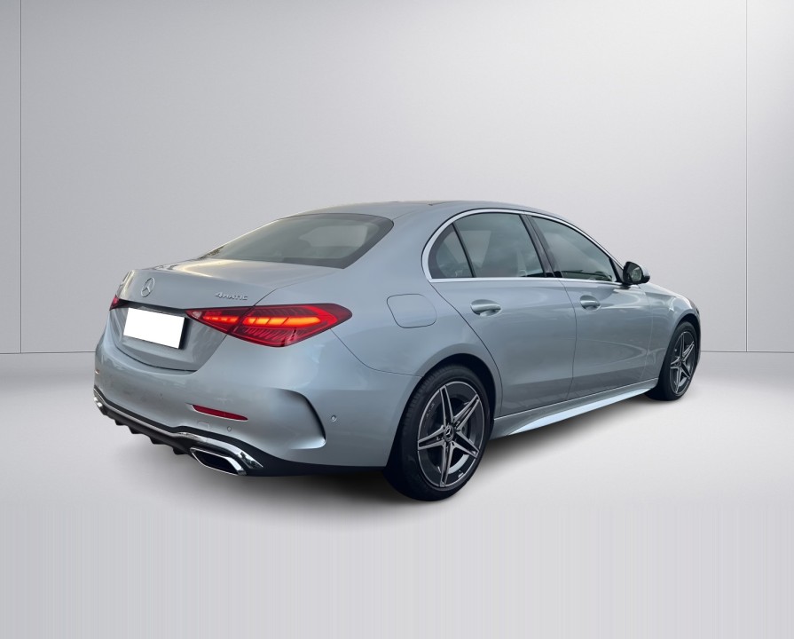 Mercedes-Benz C 300de 4MATIC AMG Line (5)