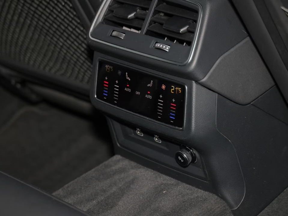 Audi RS6 TFSI Quattro Tiptronic - foto 12