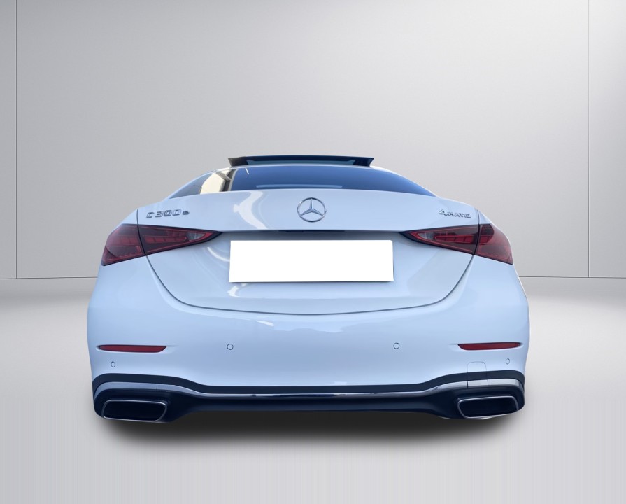 Mercedes-Benz C 300e 4MATIC AMG Line (4)