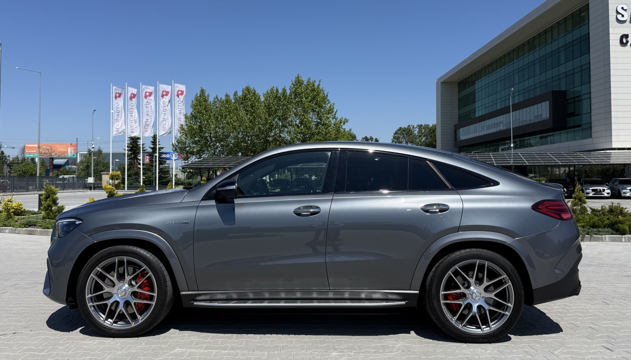 Mercedes-Benz GLE Coupé AMG 63s 4MATIC+ - foto 6