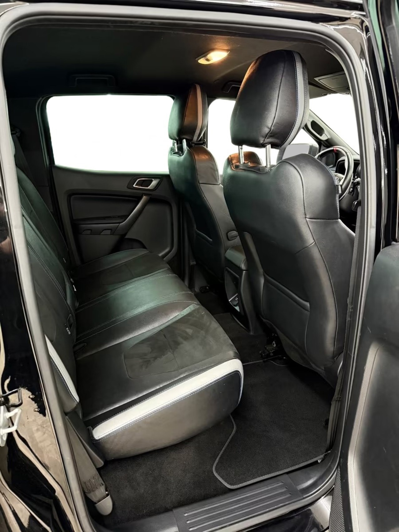 Ford Raptor - foto 13