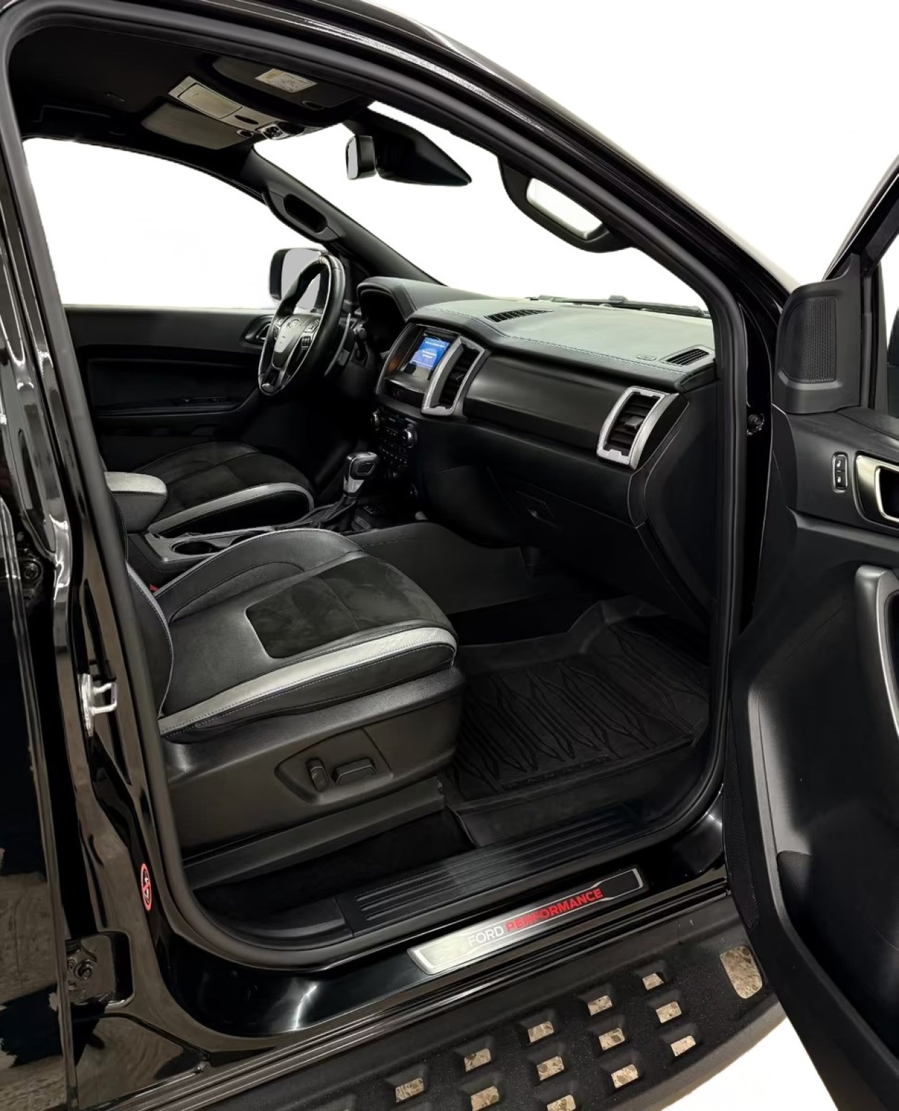 Ford Raptor - foto 12